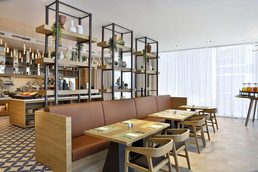 Hilton Garden Inn Dubai Business Bay Restaurante foto