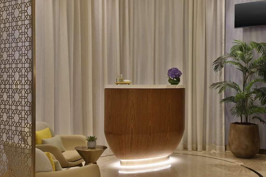Hilton Garden Inn Dubai Business Bay Instalações foto